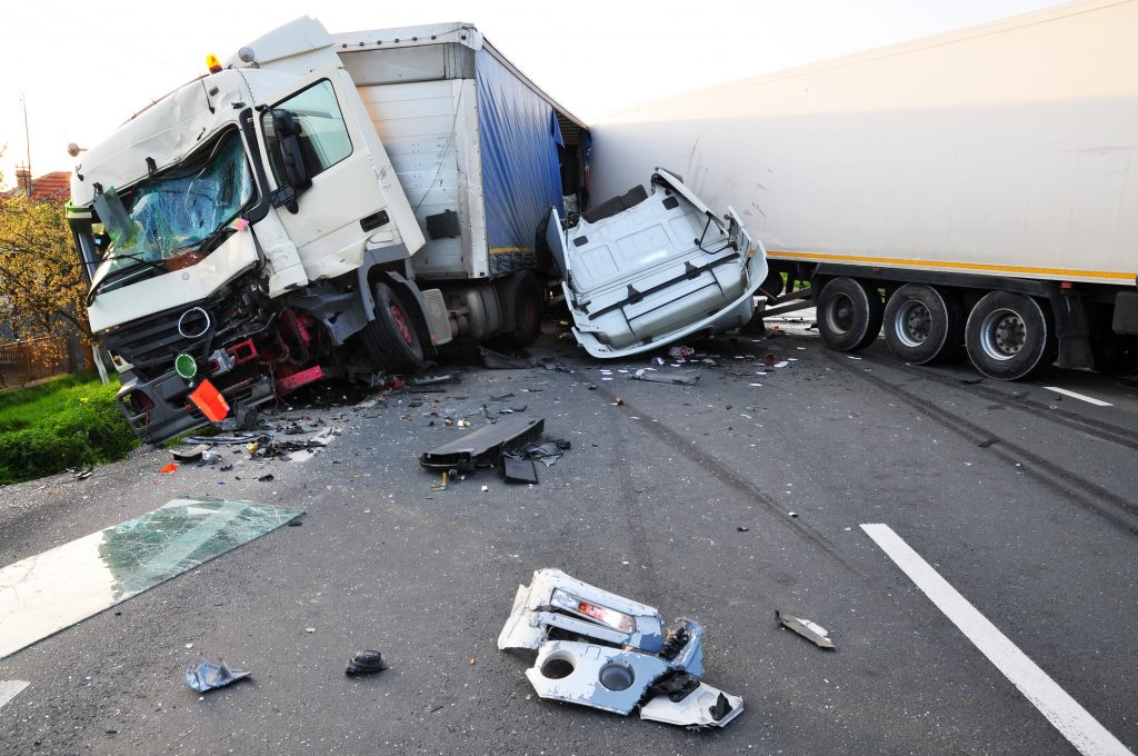 Navigating the Freeways: Injuries in Houston’s 18-Wheeler Accidents