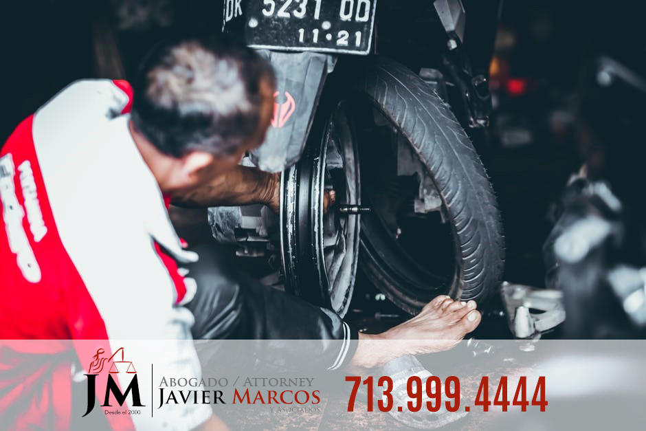 Defects in motorcycles | Attorney Javier Marcos | 713.999.4444